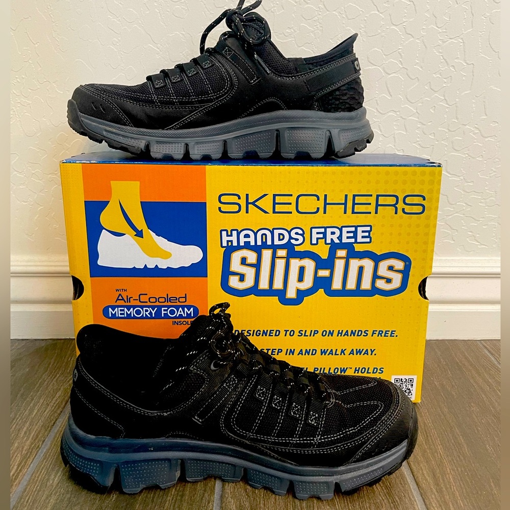 Skechers Hands-Free Slip-Ins Summits AT Hiking Running Air-Cooled Memory Foam